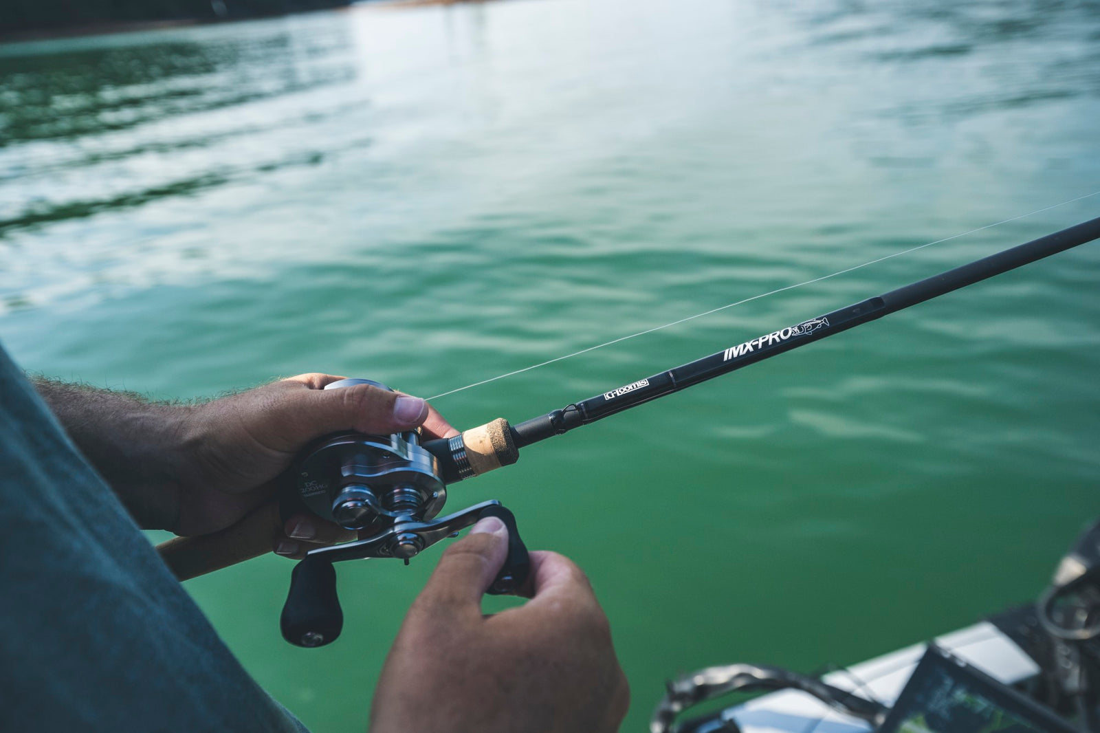 image of product IMX-PRO BASS BLADED JIG CASTING